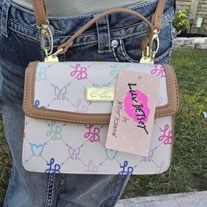 NWT LUV BETSEY TOP HANDEL LOGO CROSSBODY